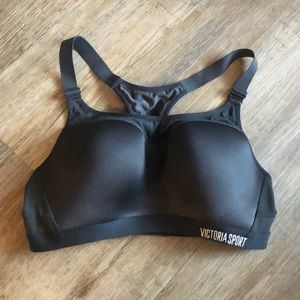 Victoria’s Secret Maximum Support Sports Bra 36C